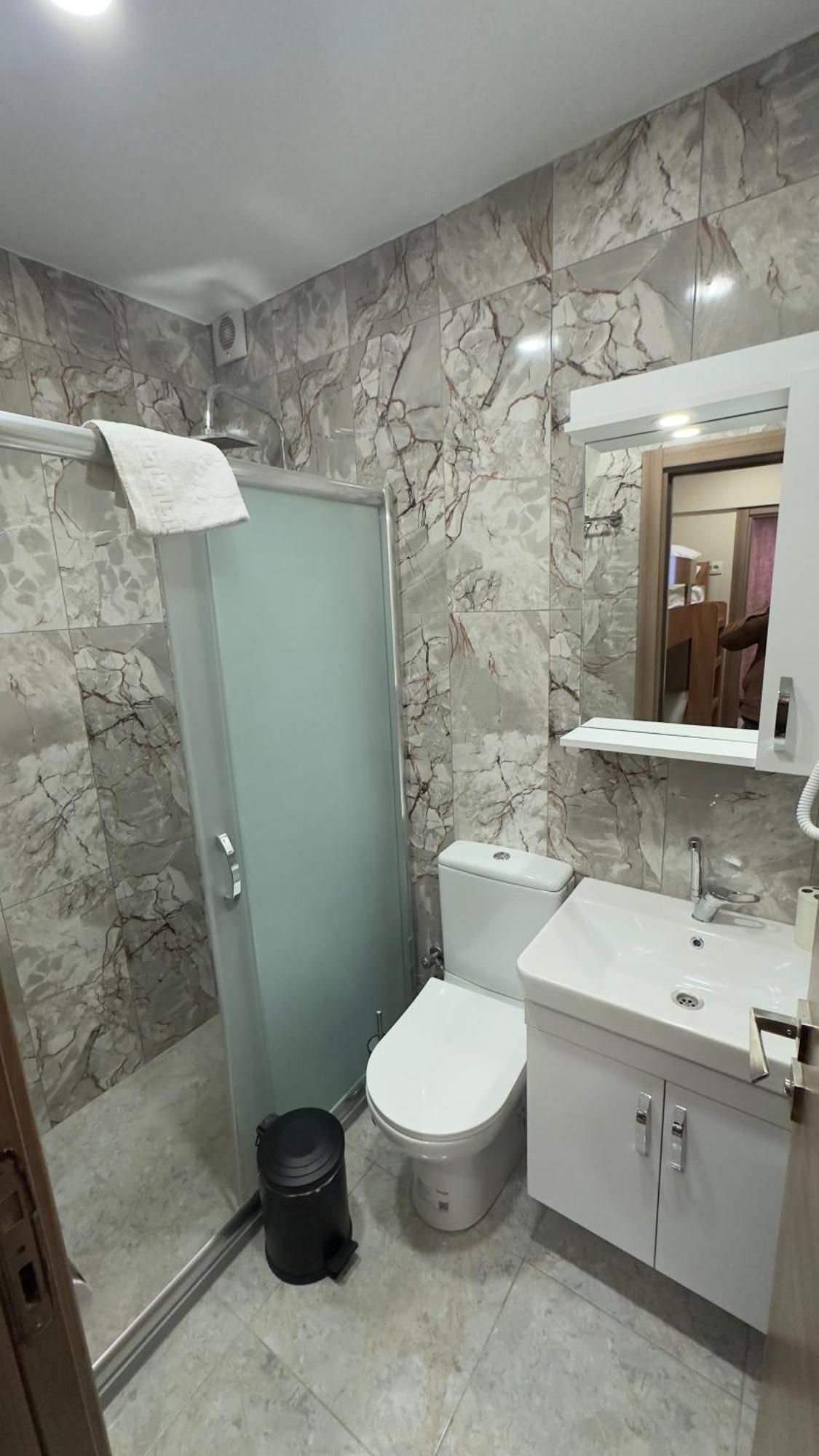 Golden Tulip Suite Apart Estambul Exterior foto