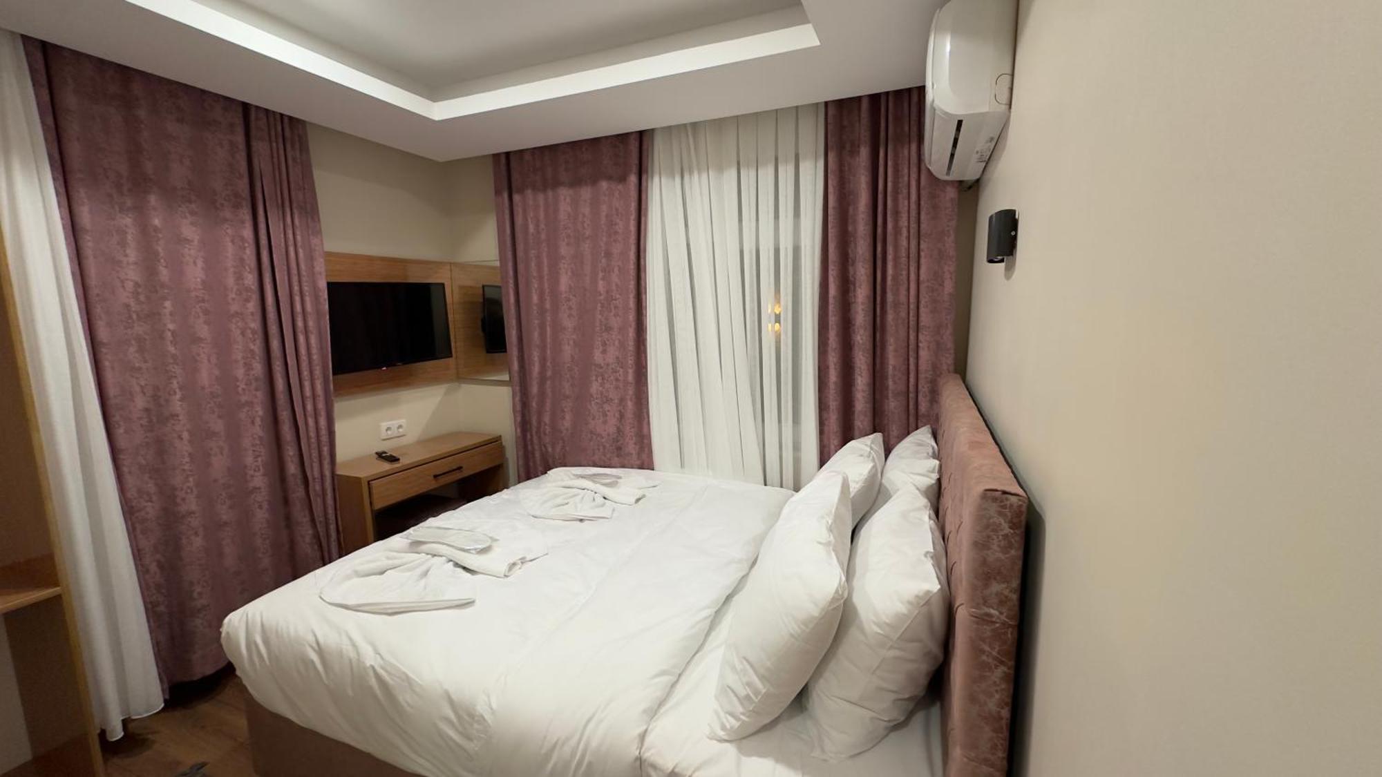 Golden Tulip Suite Apart Estambul Exterior foto