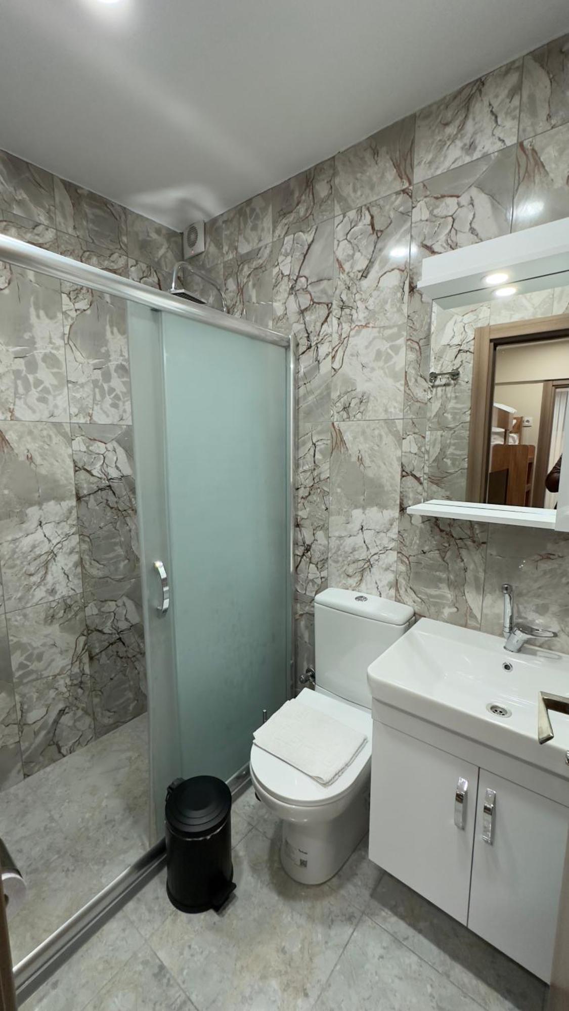 Golden Tulip Suite Apart Estambul Exterior foto